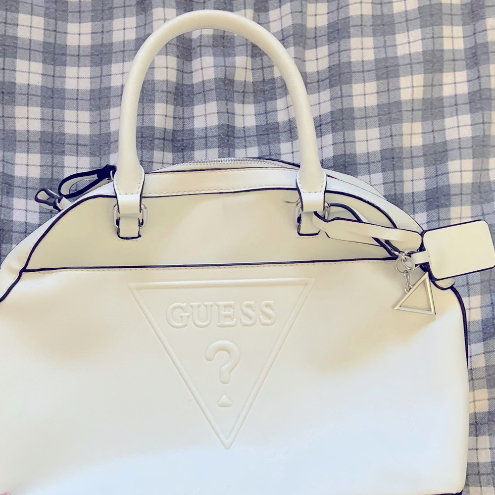 GUESS WHITE HANDBAG